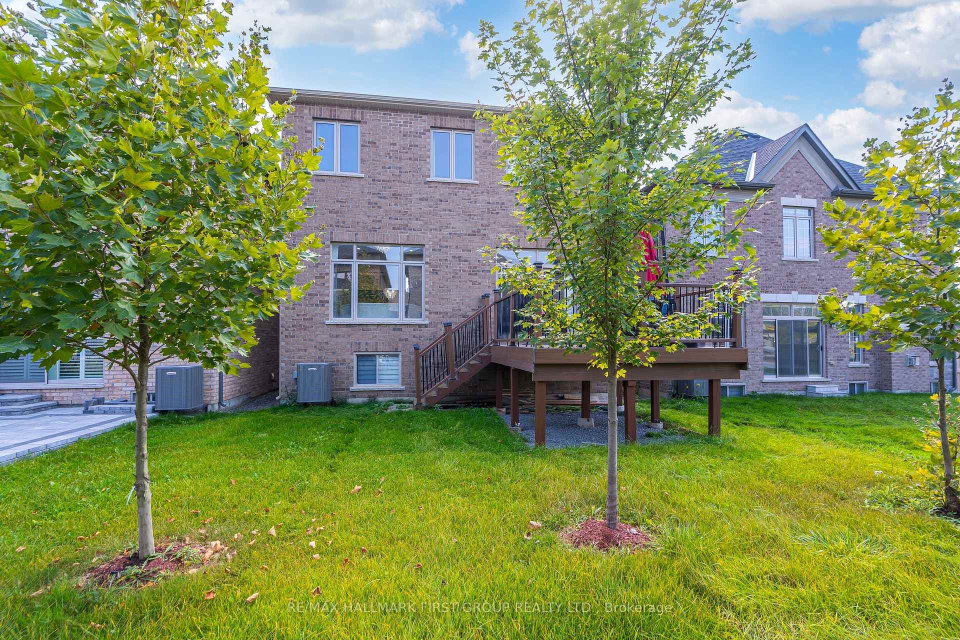 4 Christine Elliott Avenue photo 33