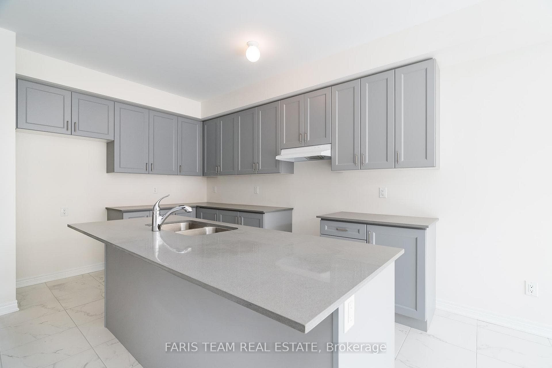 1321 Davis Loop N/A photo 5