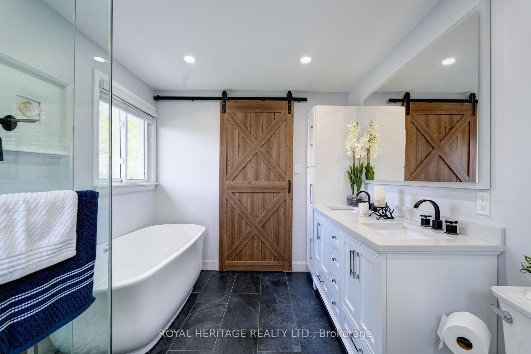 799 Oliva Street photo 26