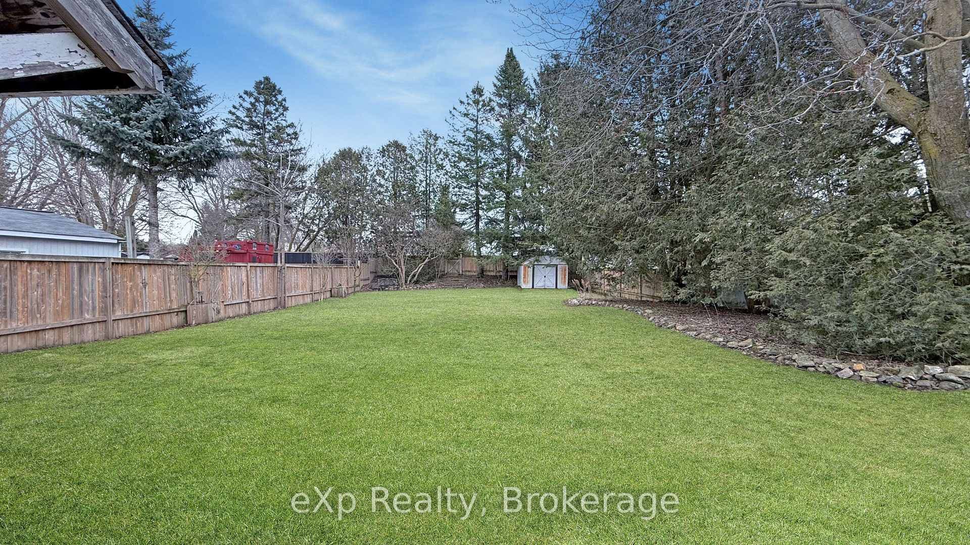 312 Jane Street photo 25