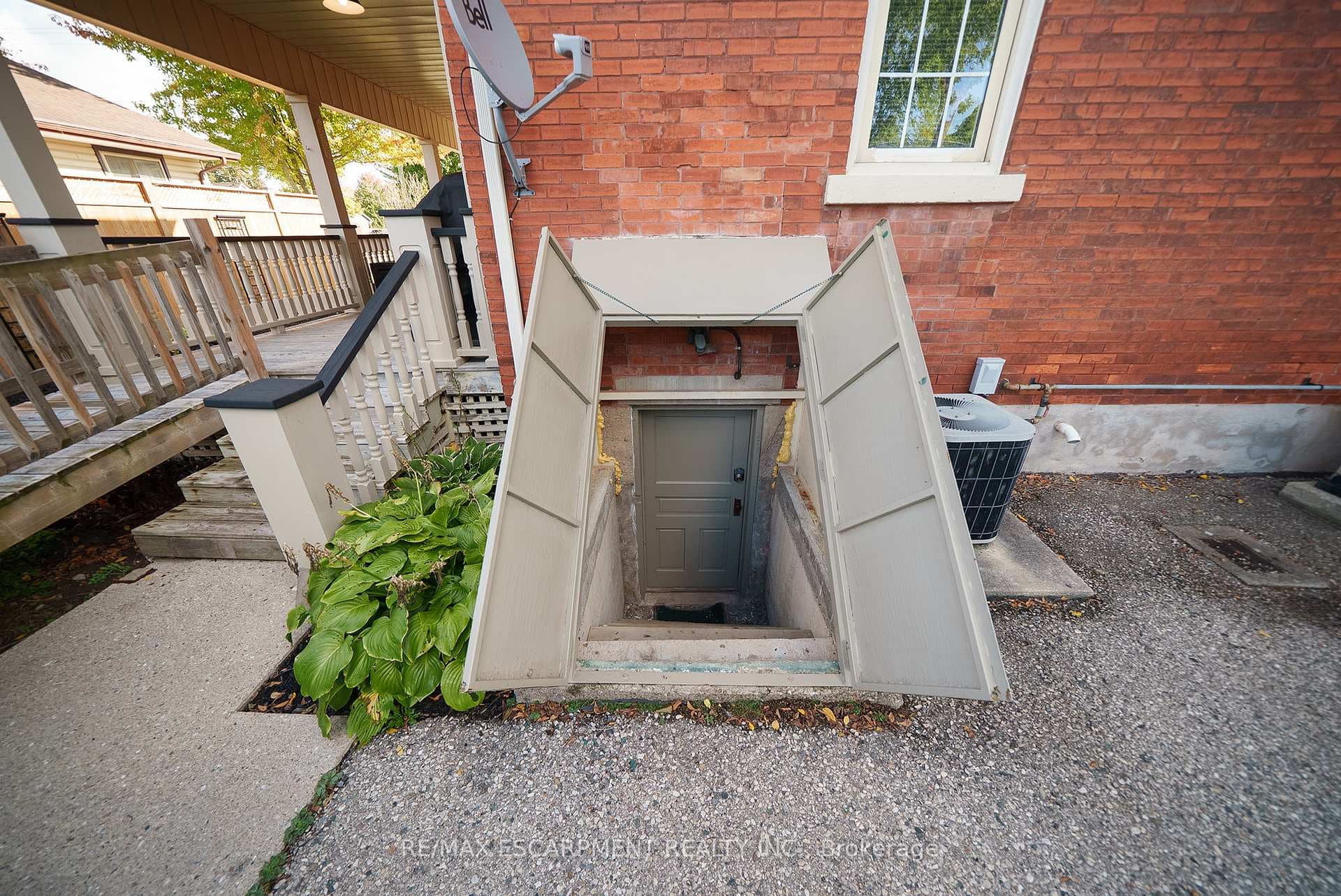 57 STOVER Street photo 36