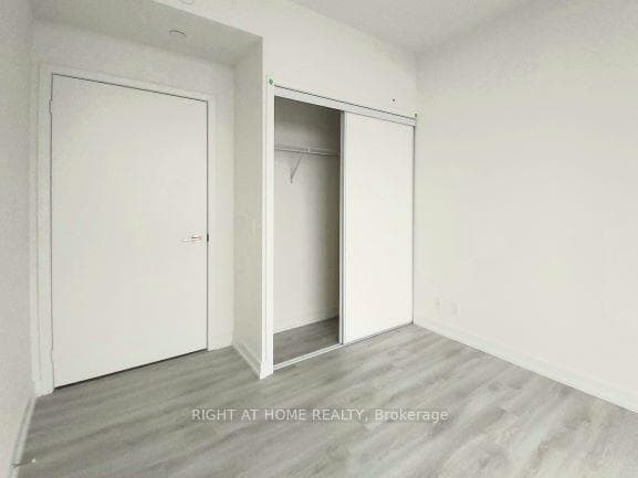 33 Helendale Avenue Unit 1312 photo 9