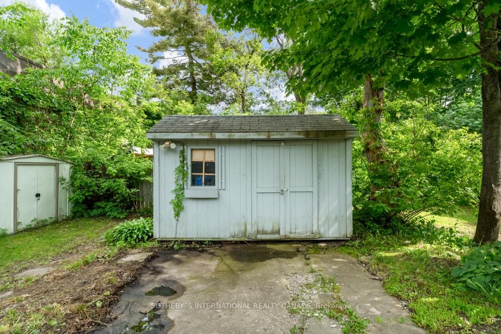 281 Phillip Street photo 24