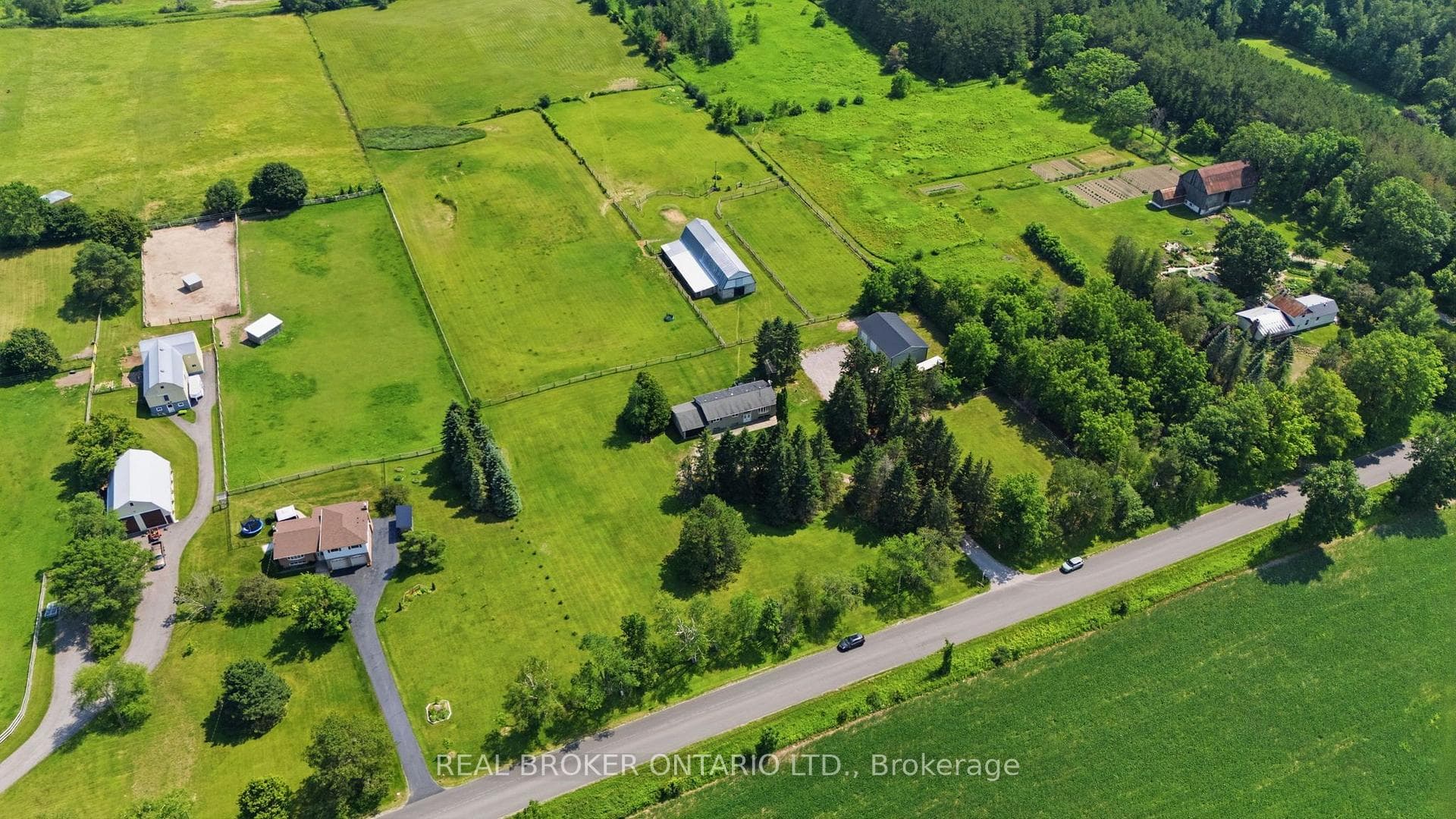 785 Reid Road photo 45