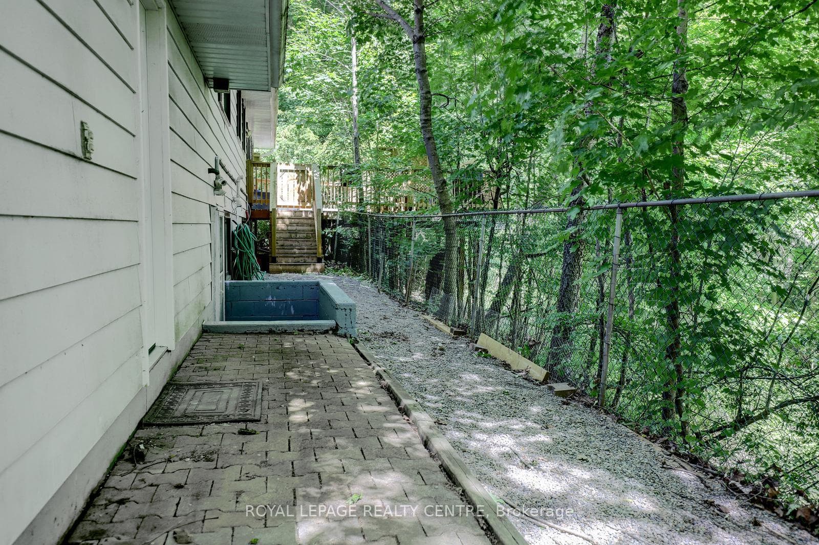 69 Glenda Jane Drive photo 35