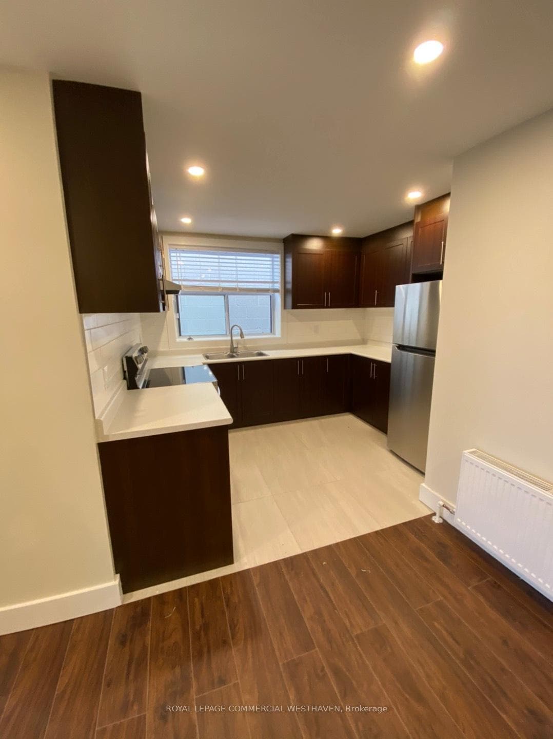 2518 Eglinton Avenue Unit 3 photo 4