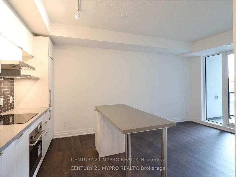 10 Rouge Valley Drive Unit 732 photo 12