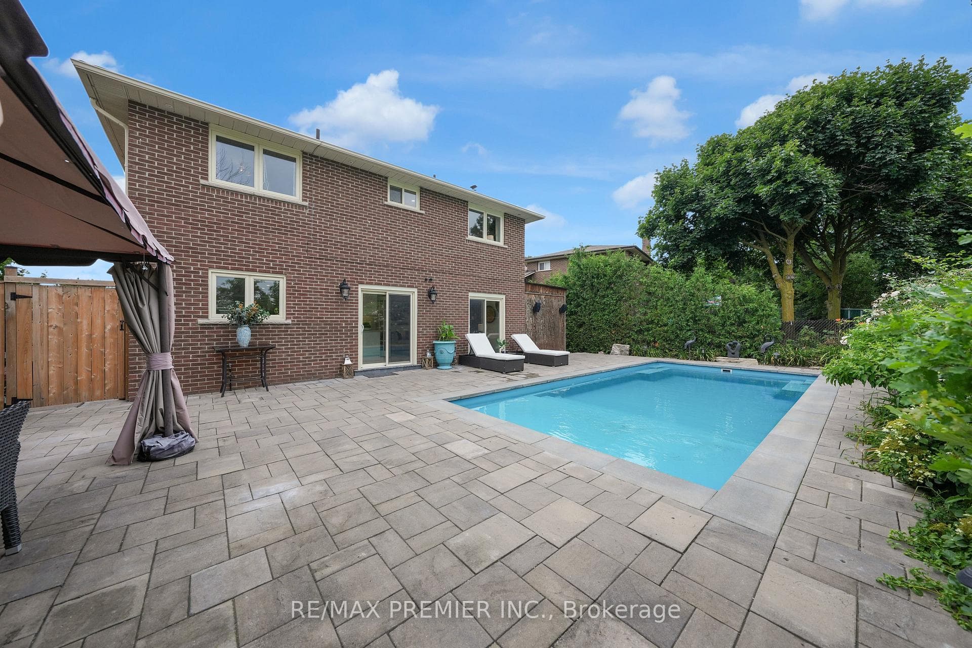 269 Primrose Lane photo 34