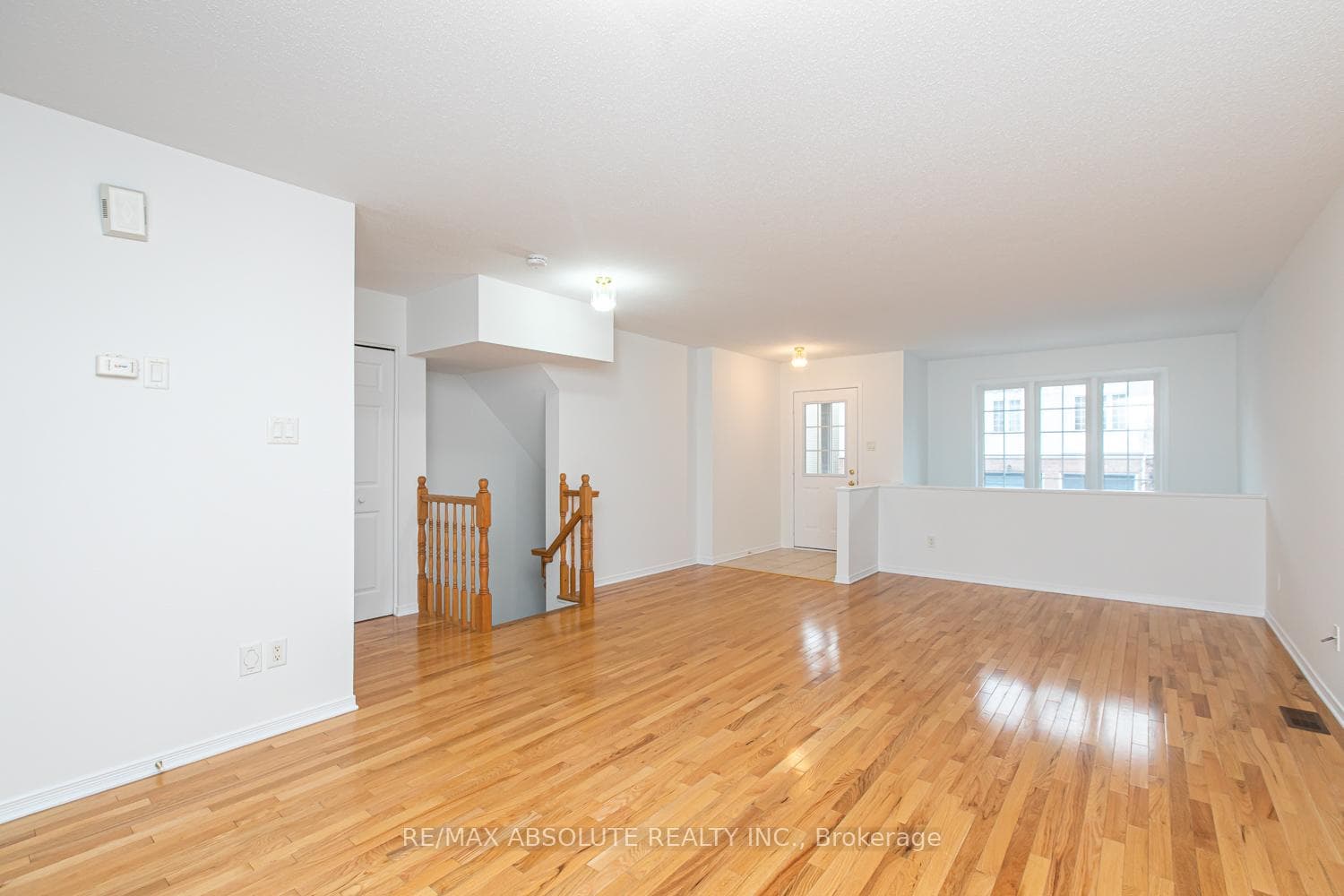 250 Gershwin Private photo 5