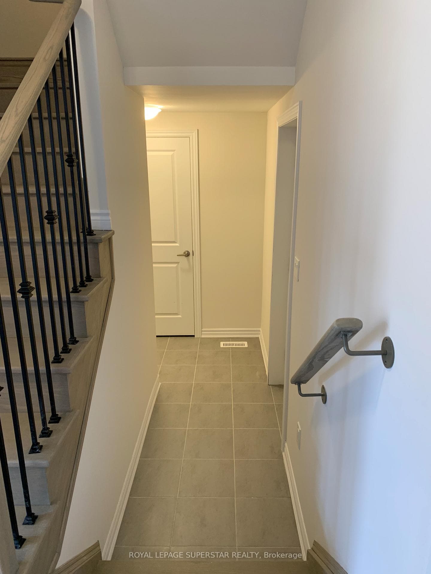 49 Eberhardt Drive photo 9