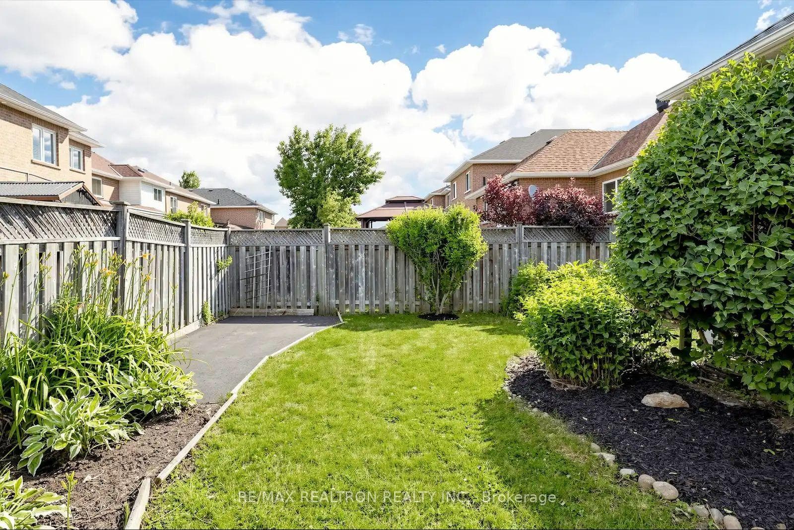62 Dwellers Road photo 48