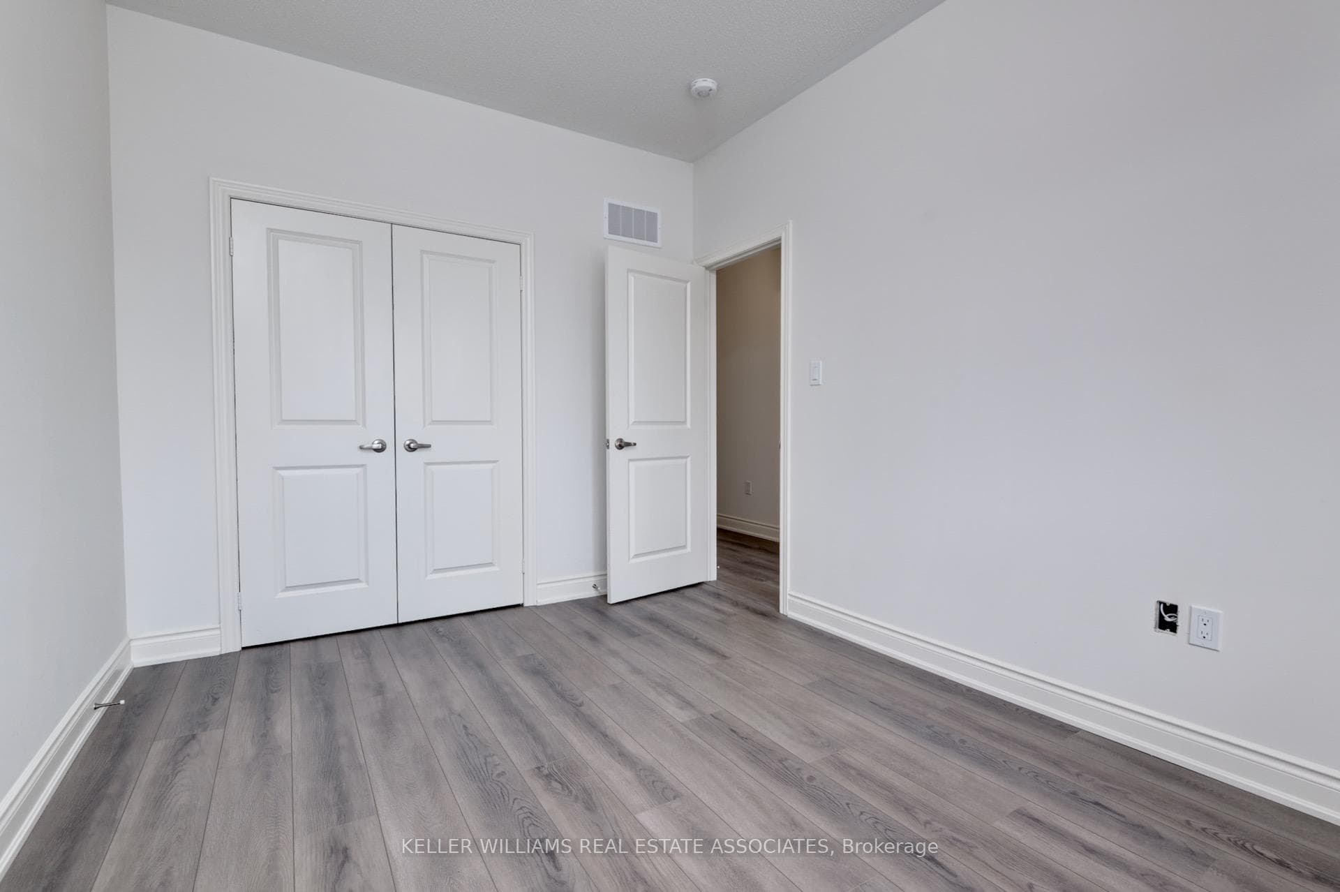 34 ATTWATER Drive photo 36