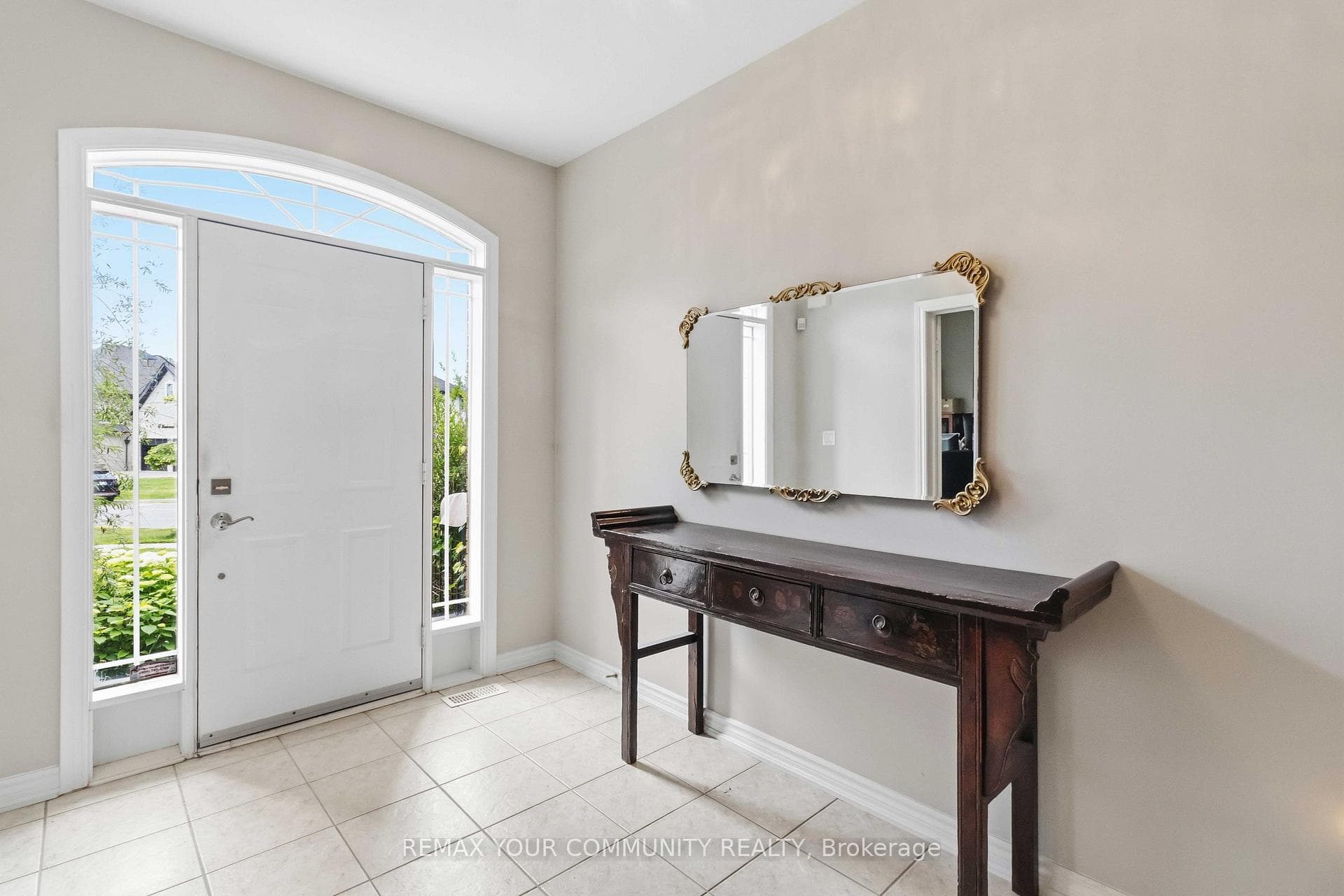 40 Hunterwood Chase photo 6