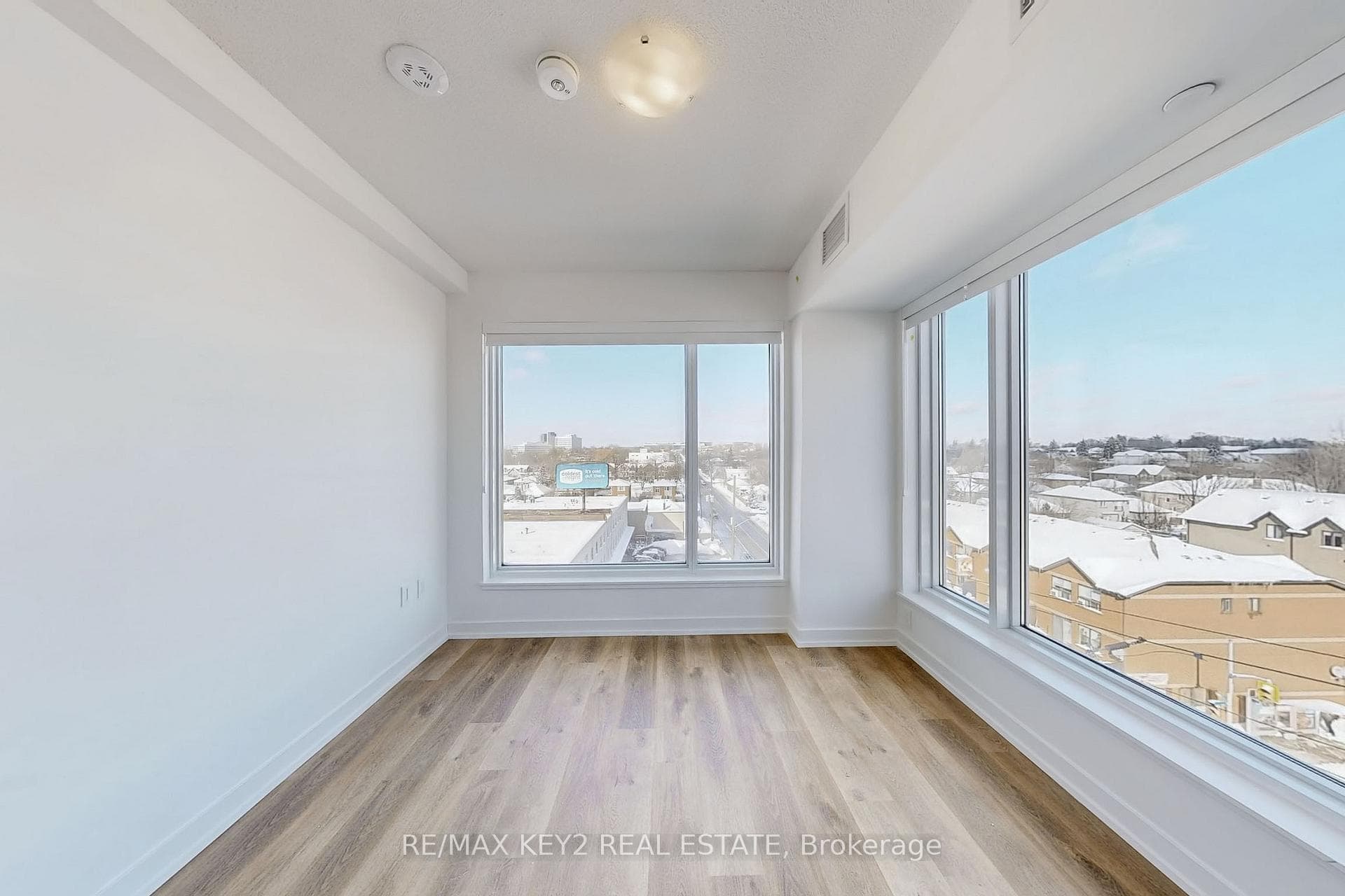 556 Marlee Avenue Unit 620 photo 11