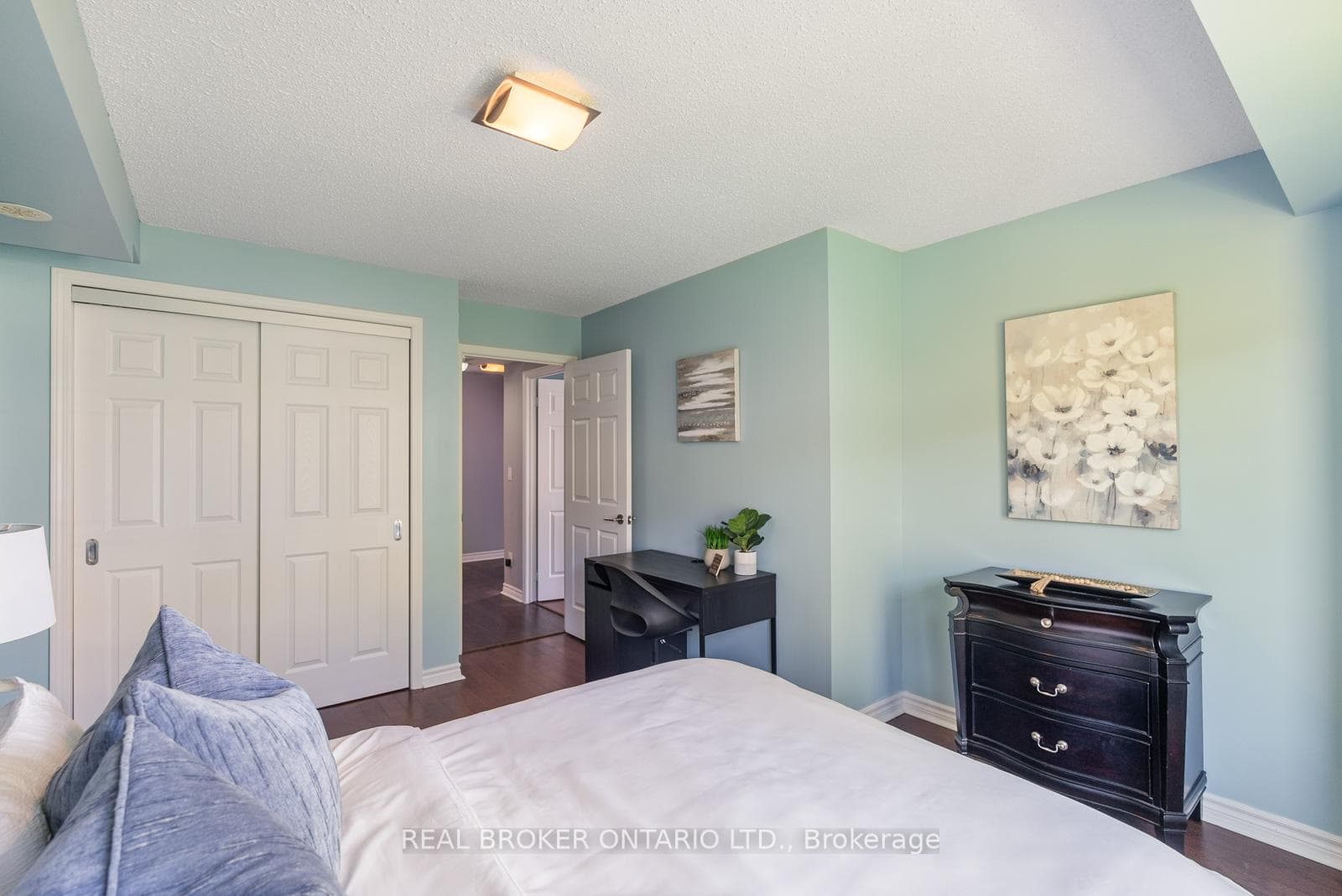 7 Brighton Place Unit 30 photo 5