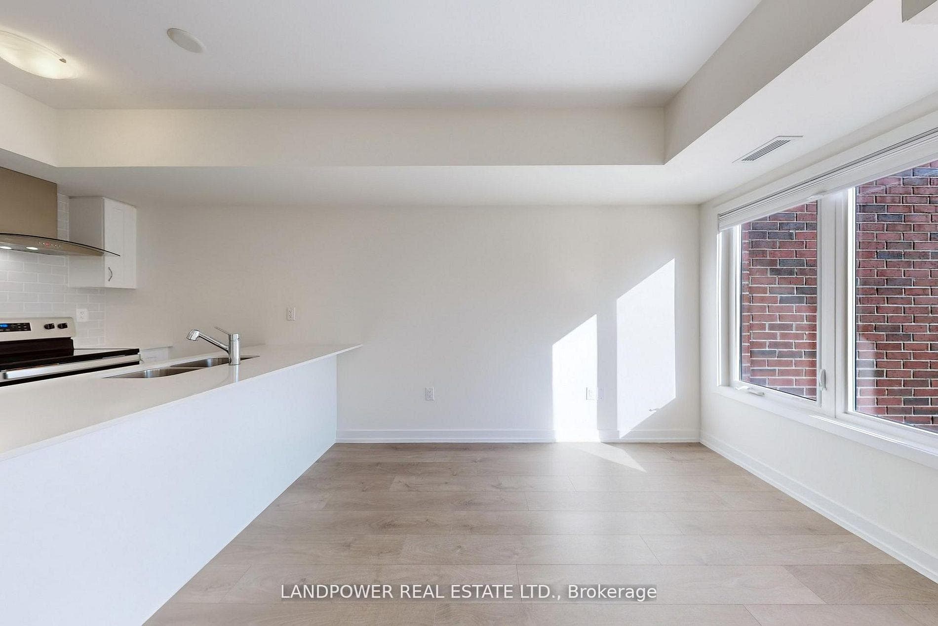 60 Elizabeth Street Unit 3305 photo 2