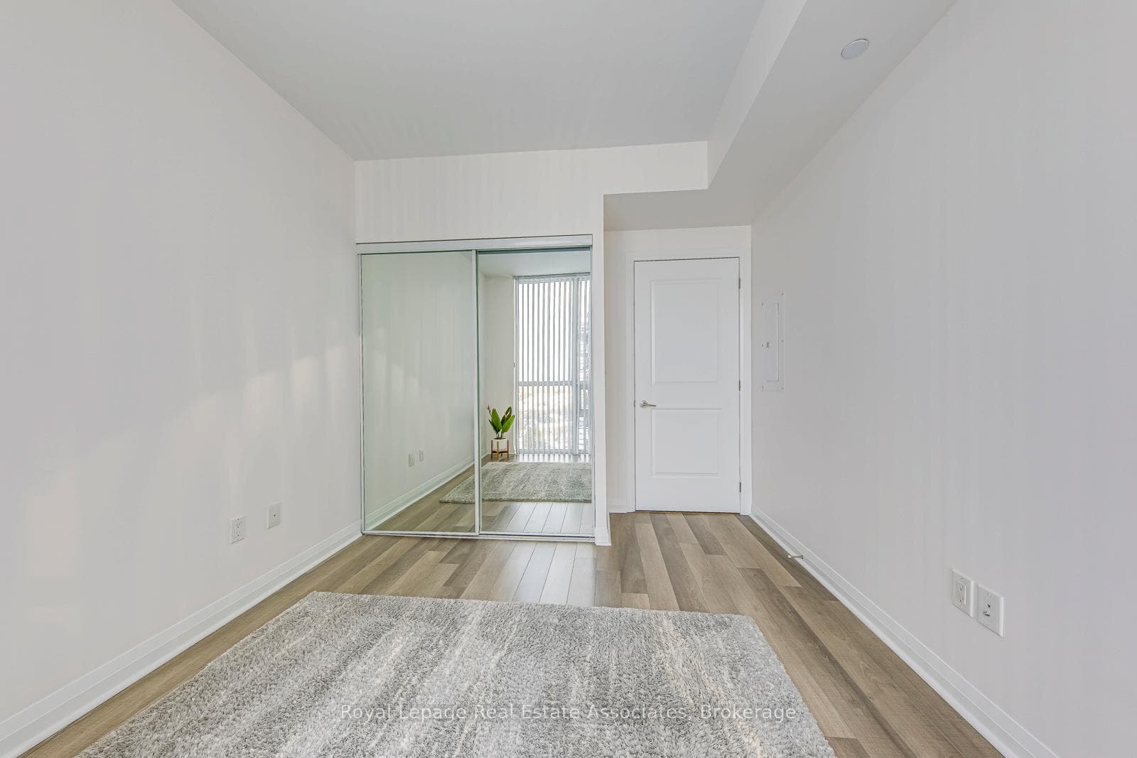 5033 Four Springs Avenue Unit 1416 photo 22