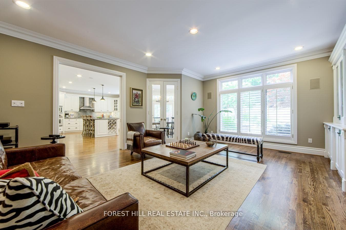 42 Aldershot Crescent photo 10