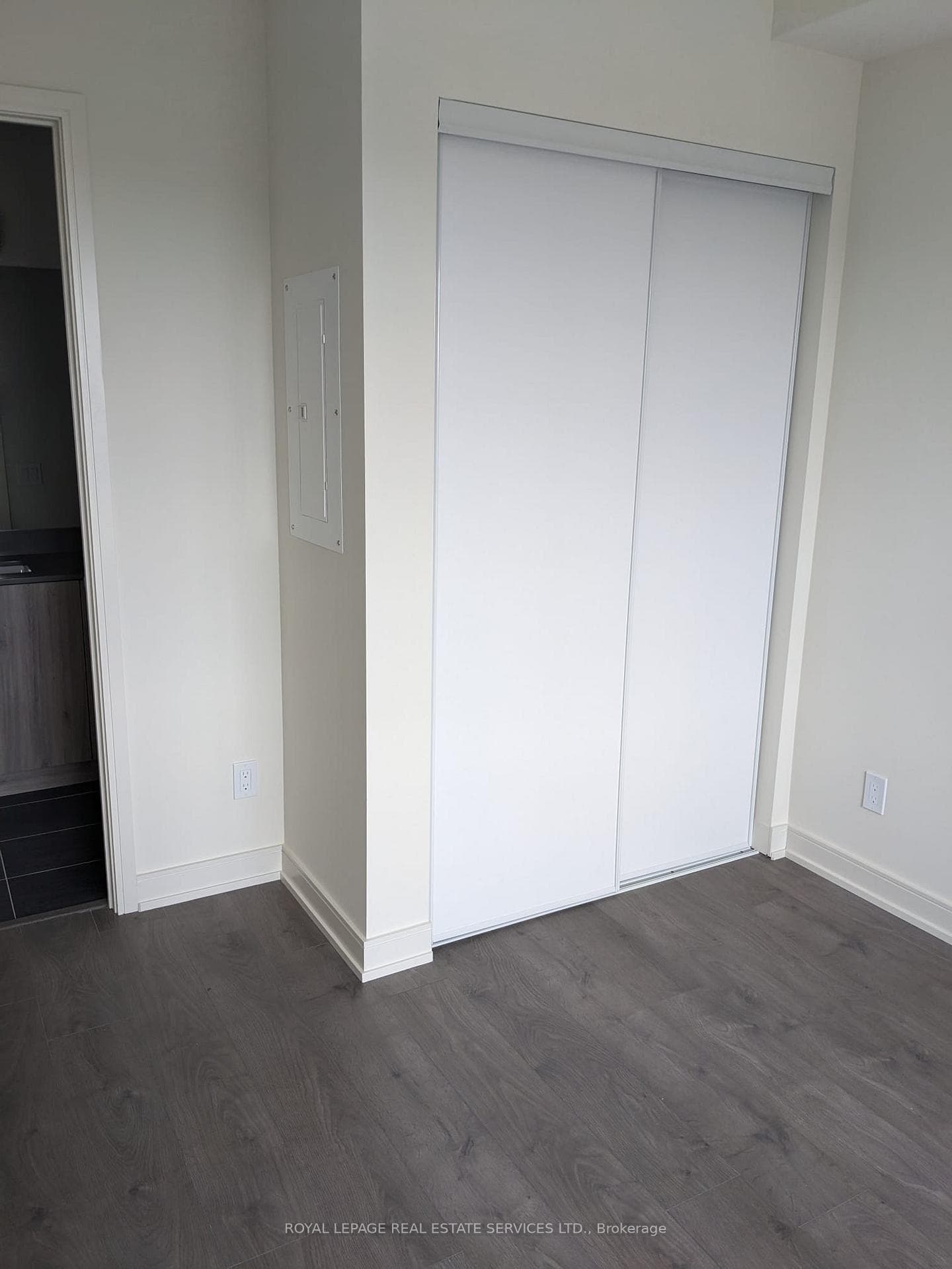 8010 Derry Road Unit 1004 photo 10