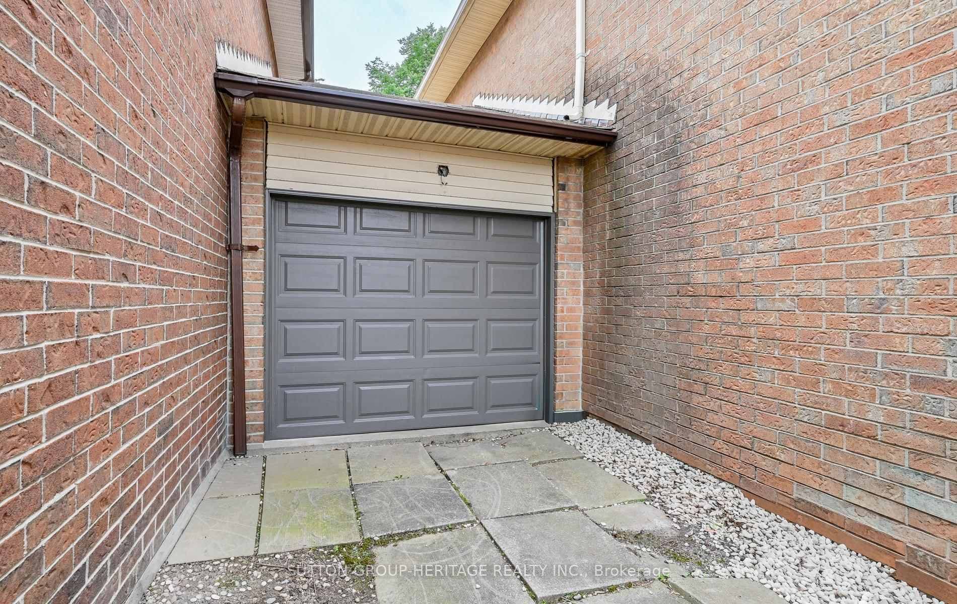 26 Fearn Crescent photo 37