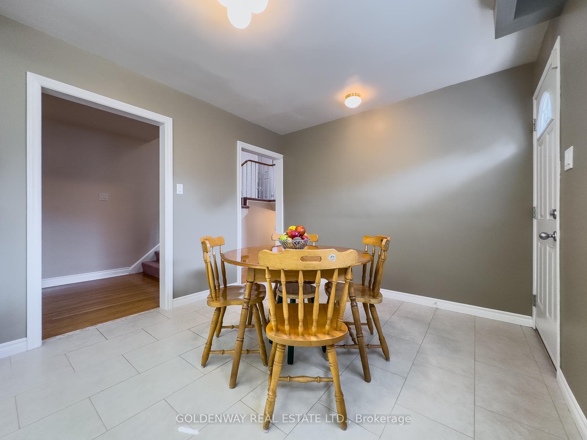 48 Apricot Street photo 12