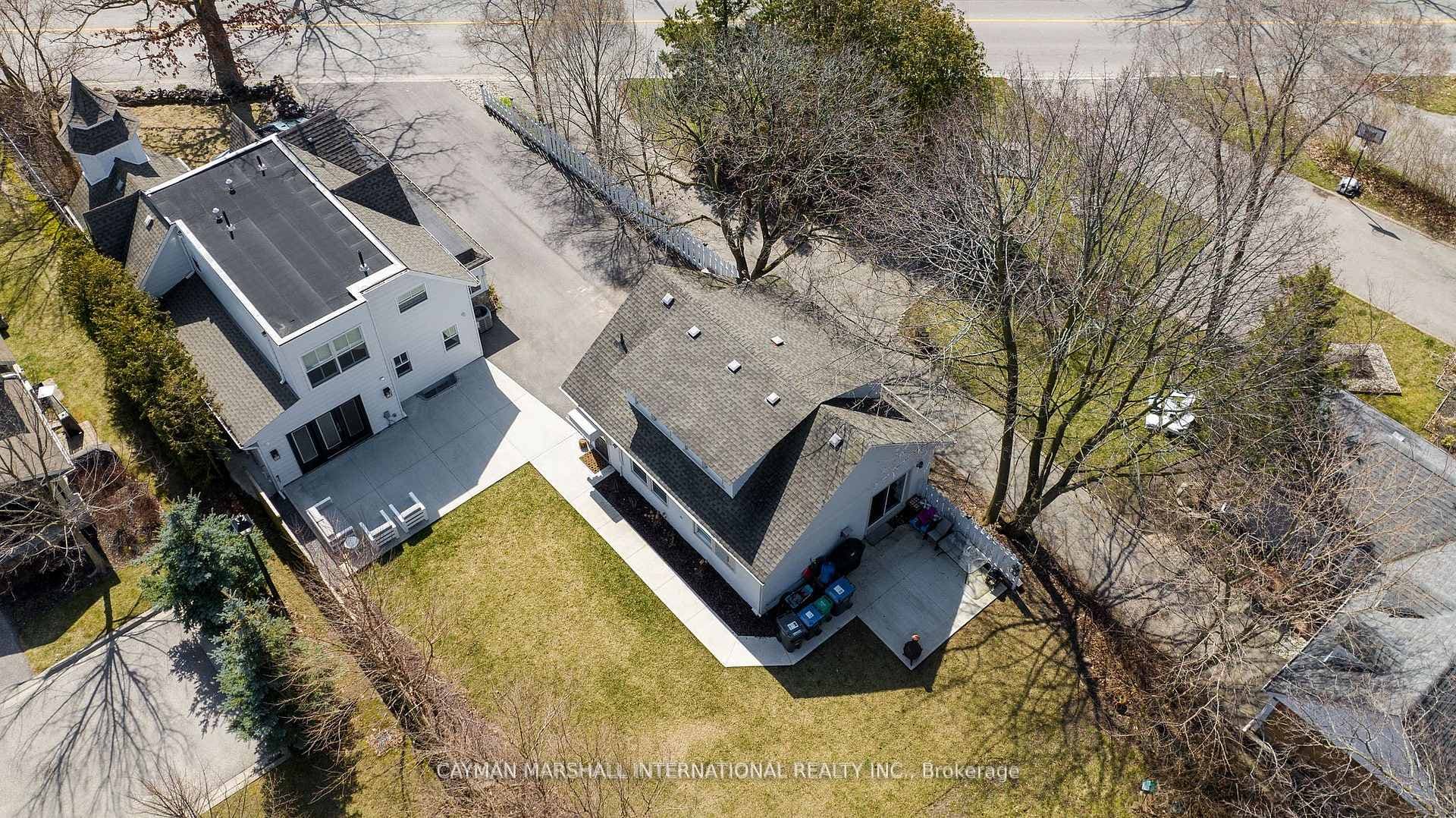 1207 Lorne Park Road photo 38