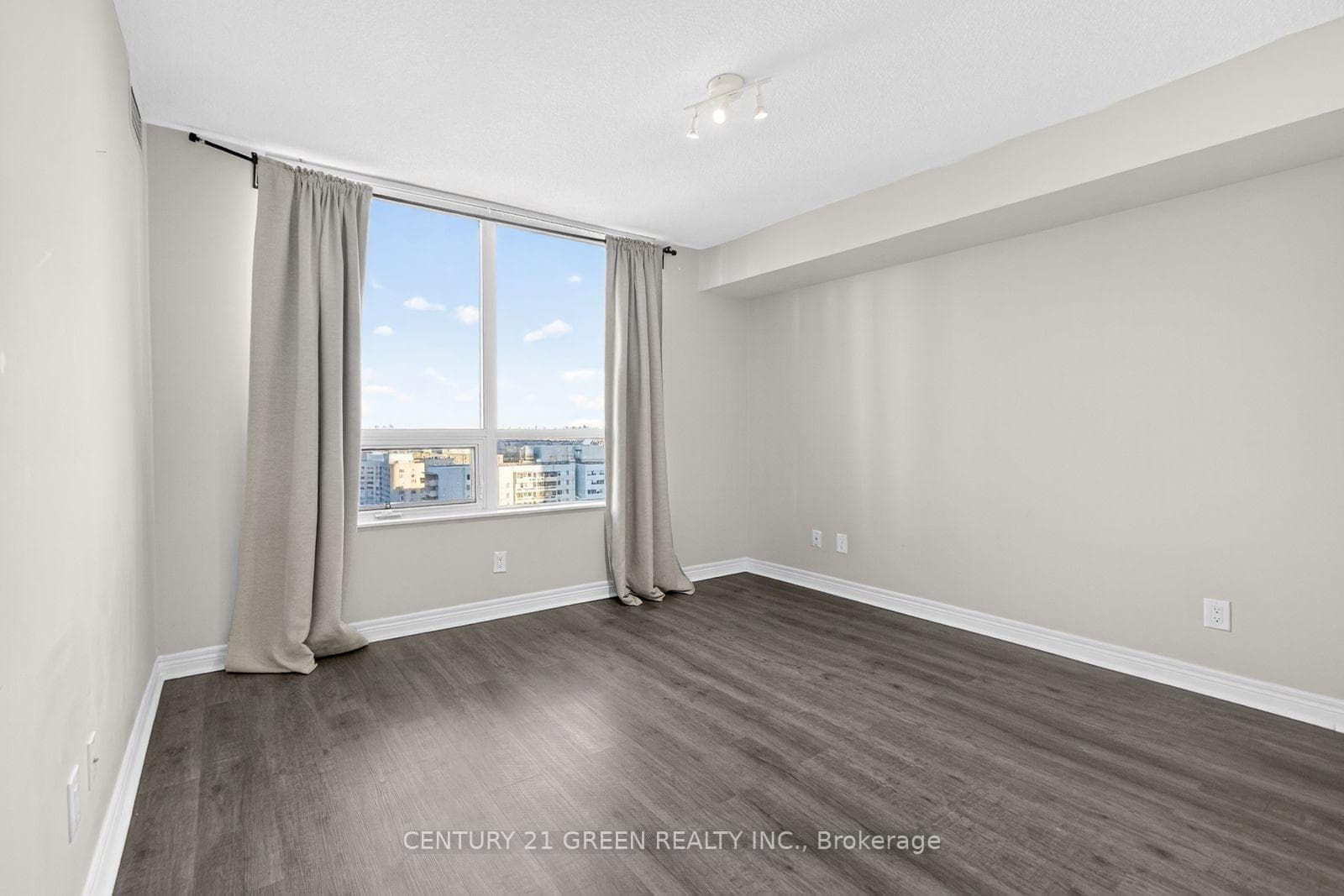 208 Enfield Place Unit 2909 photo 10