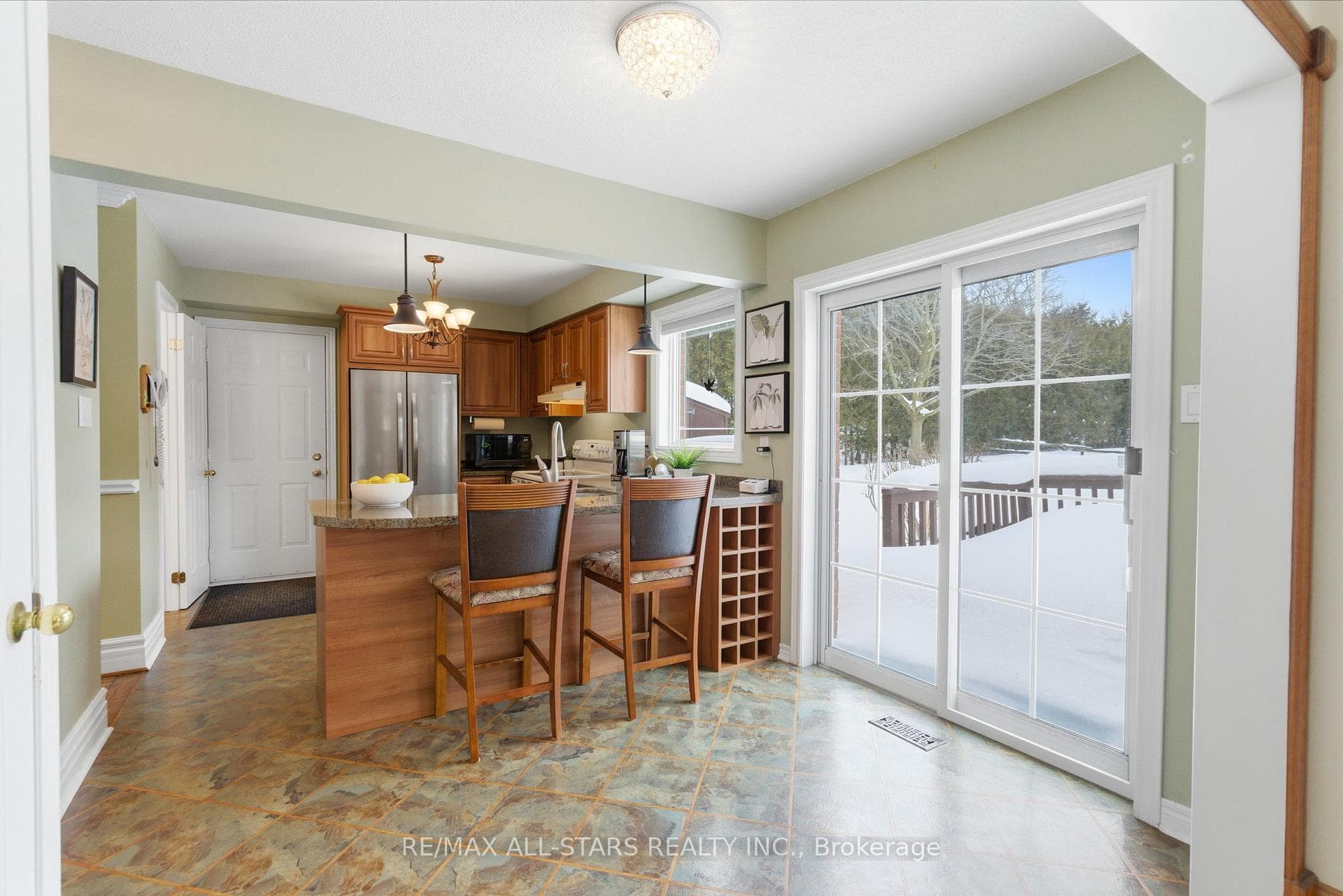 8 Colonel Sharpe Crescent photo 14