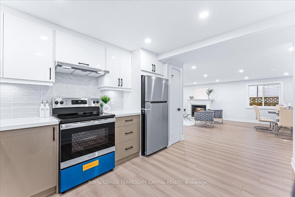 118 Shakespeare Crescent photo 17