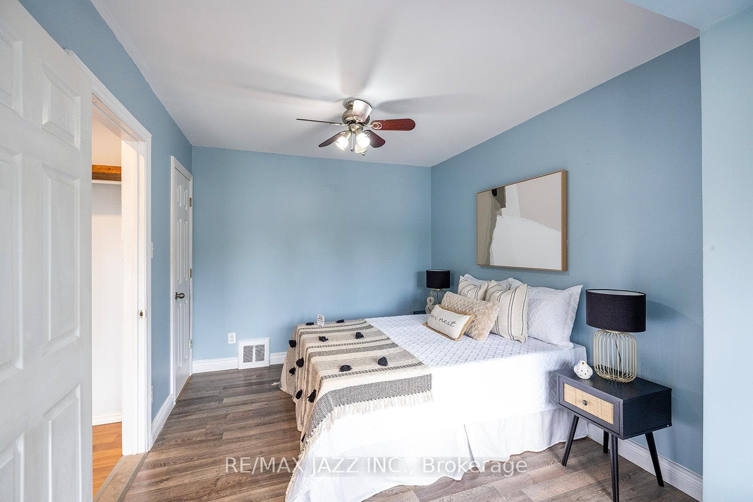 237 Oshawa Boulevard photo 18