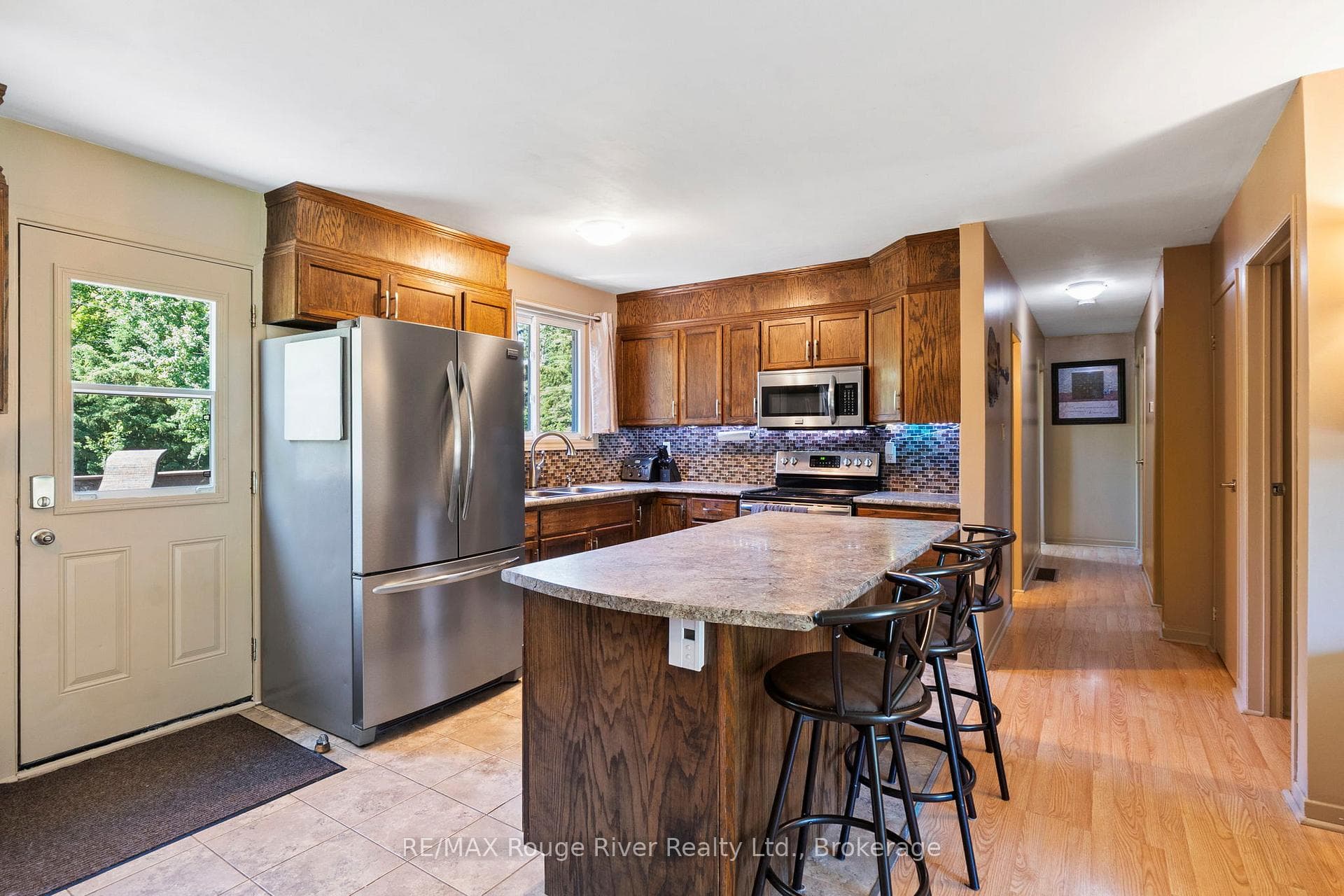 8910 Lewis Court photo 7