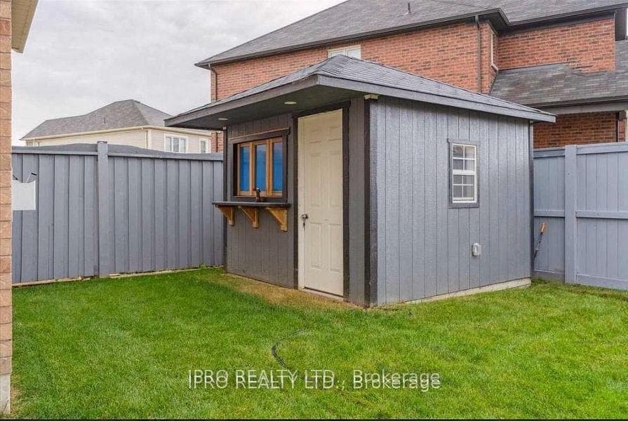 2 Stedford Crescent photo 19