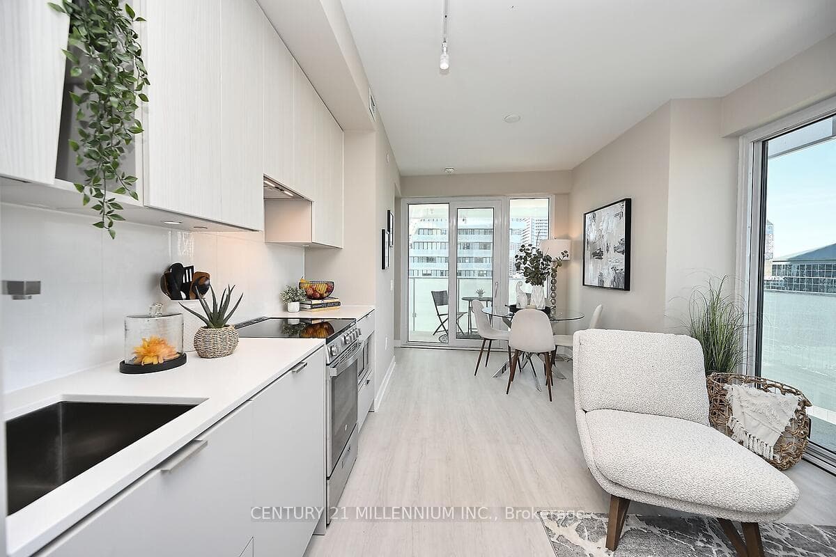 3883 Quartz Road Unit 1103 photo 9
