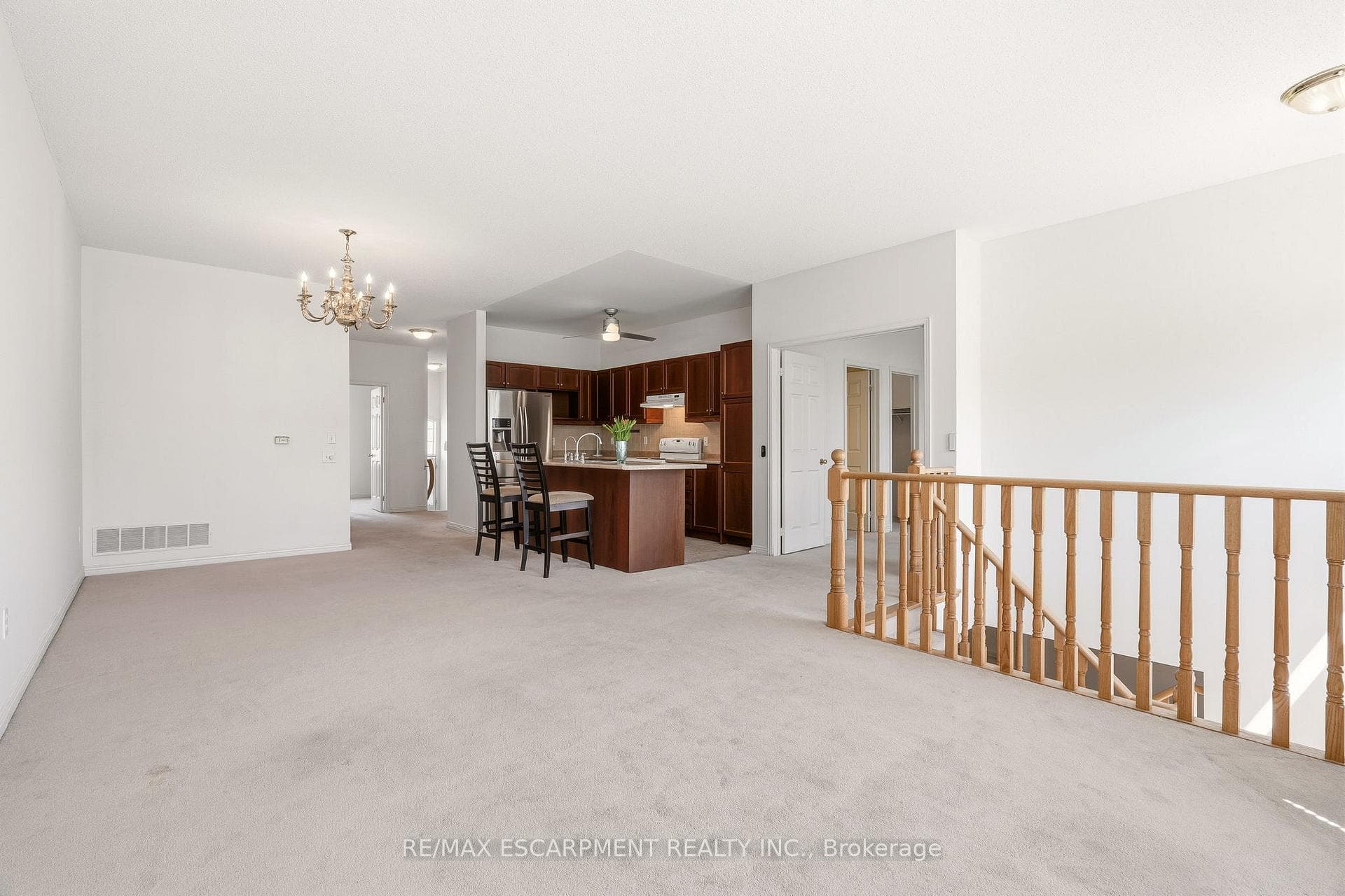 4400 MILLCROFT PARK Drive Unit 40 photo 22