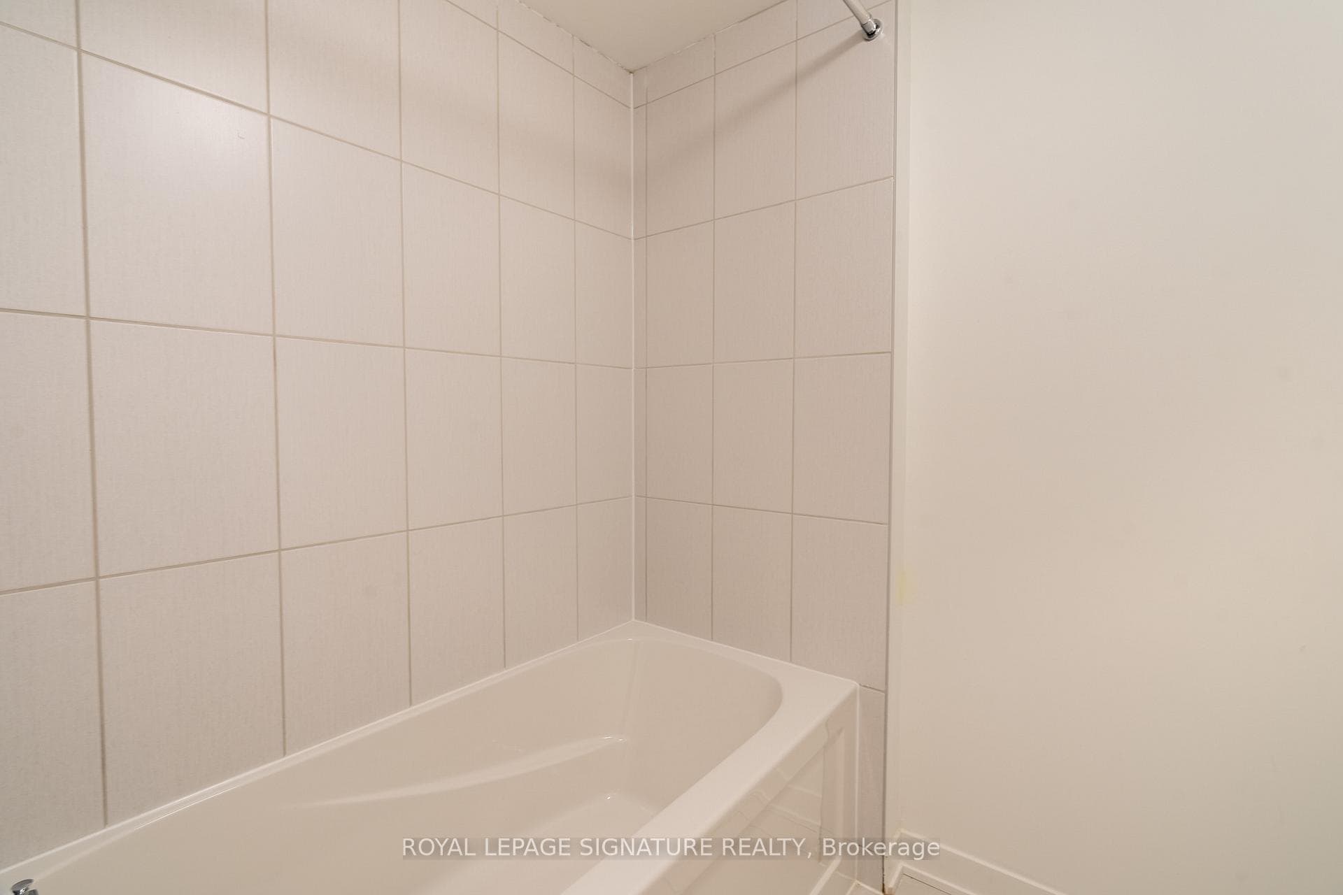 23 Selfridge Way Unit 70 photo 30