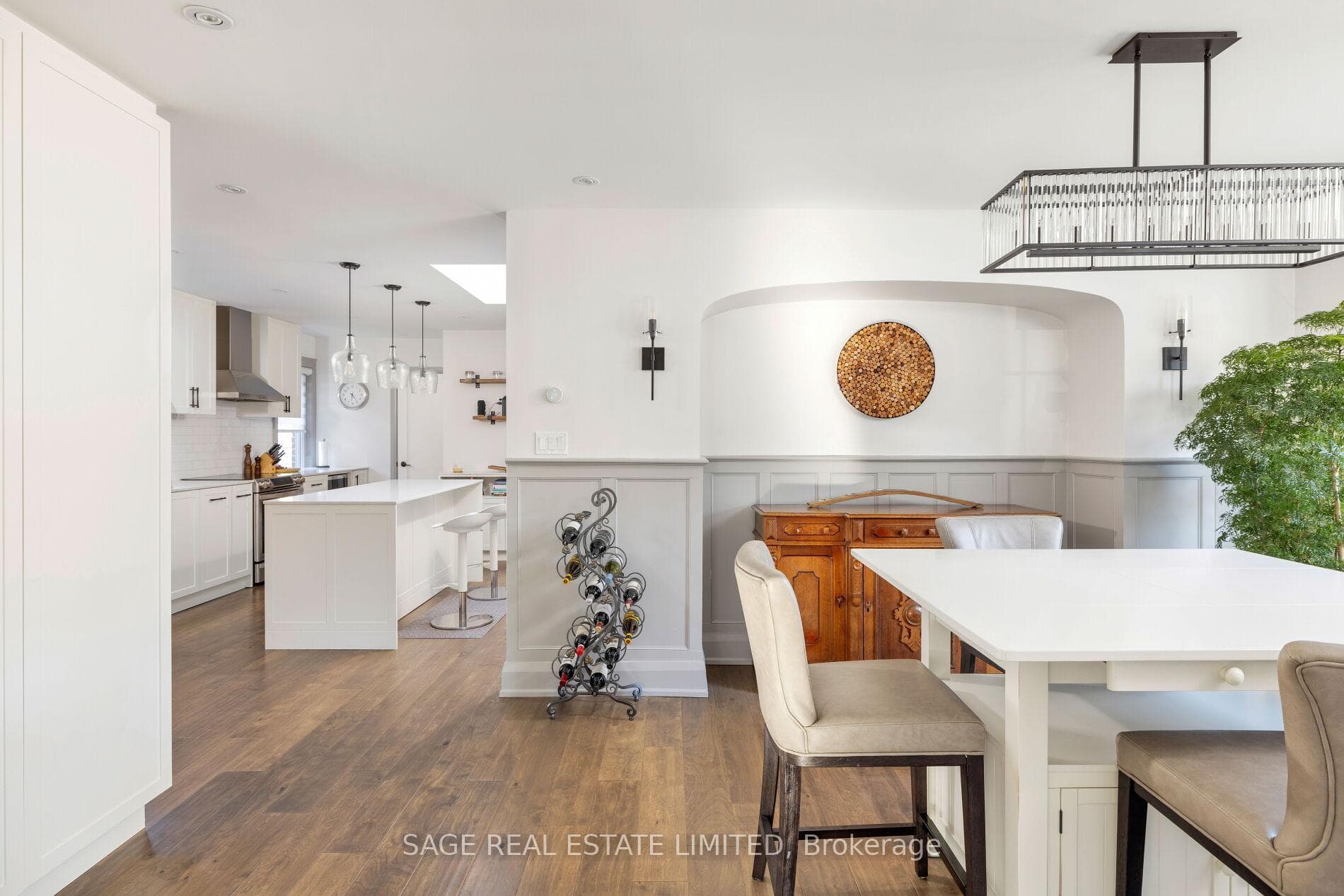 1 Ronan Avenue photo 14