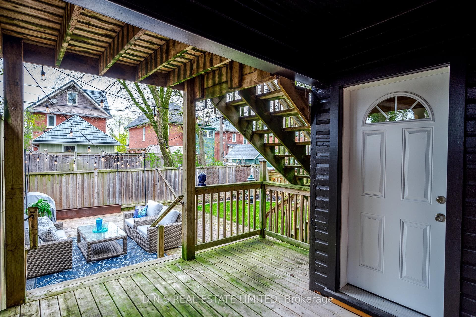 312 Elias Avenue photo 26