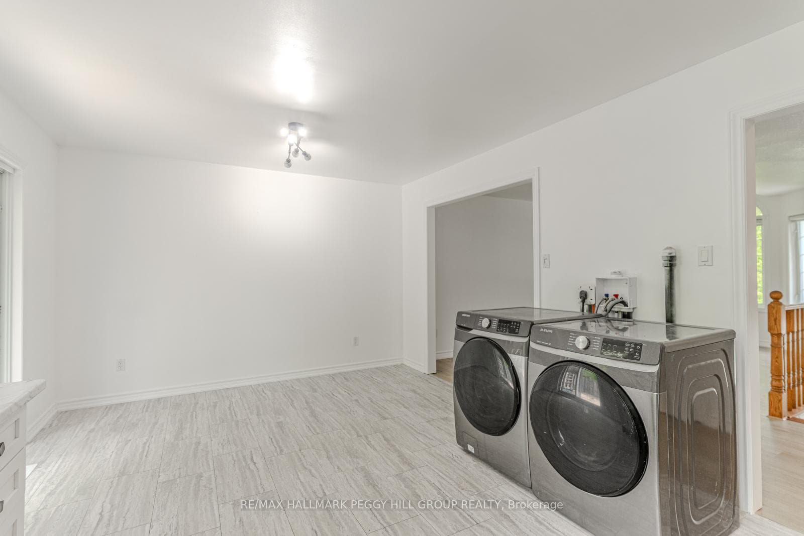 32 54th Street Unit Upper photo 3