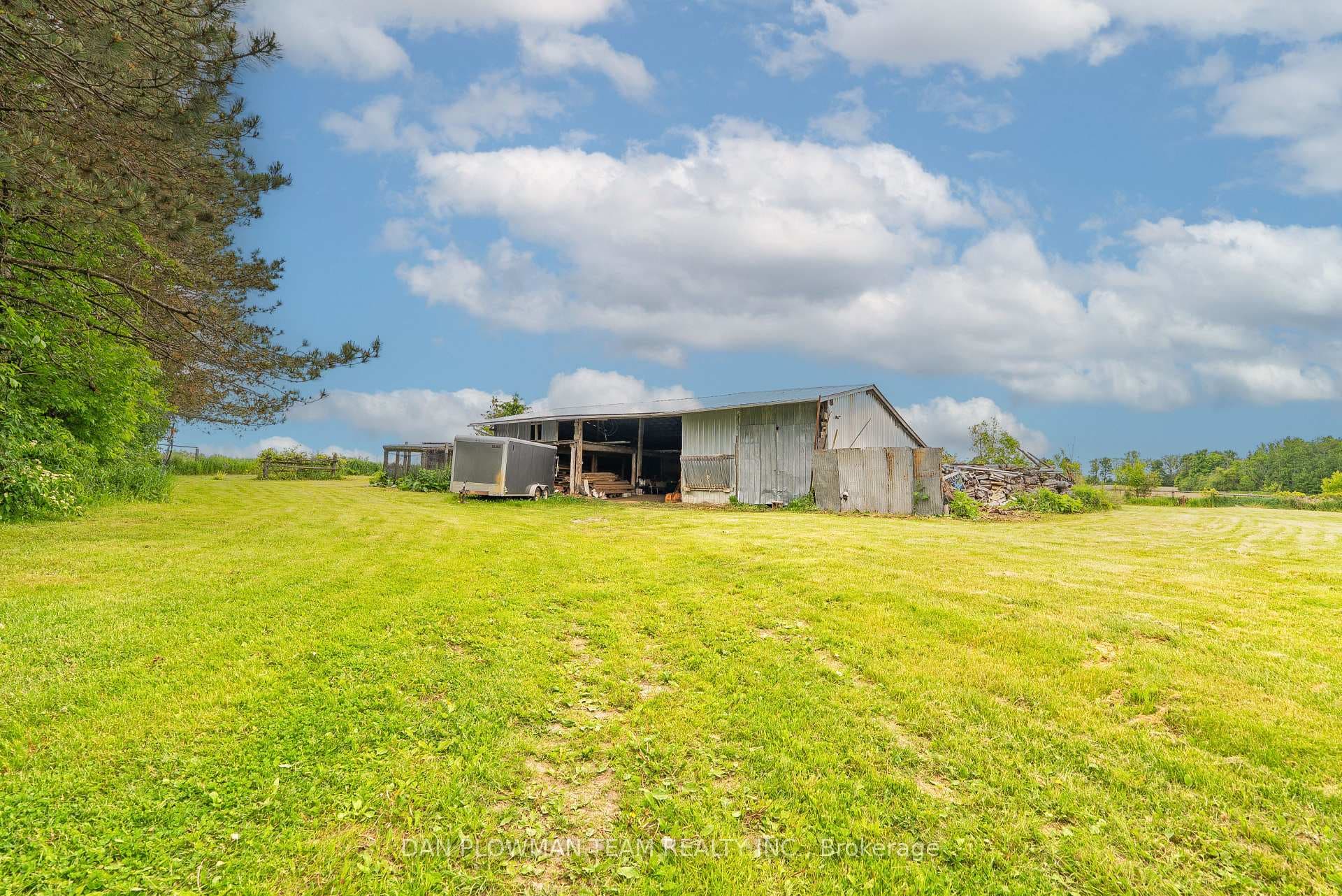 1902 Concession 9 Road photo 46