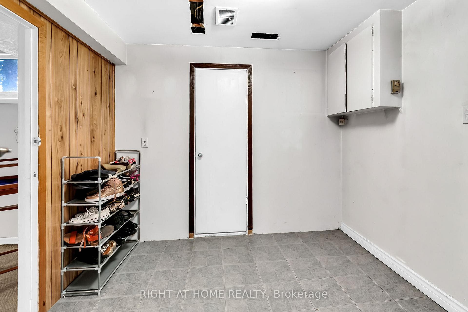 237 Eileen Avenue photo 27