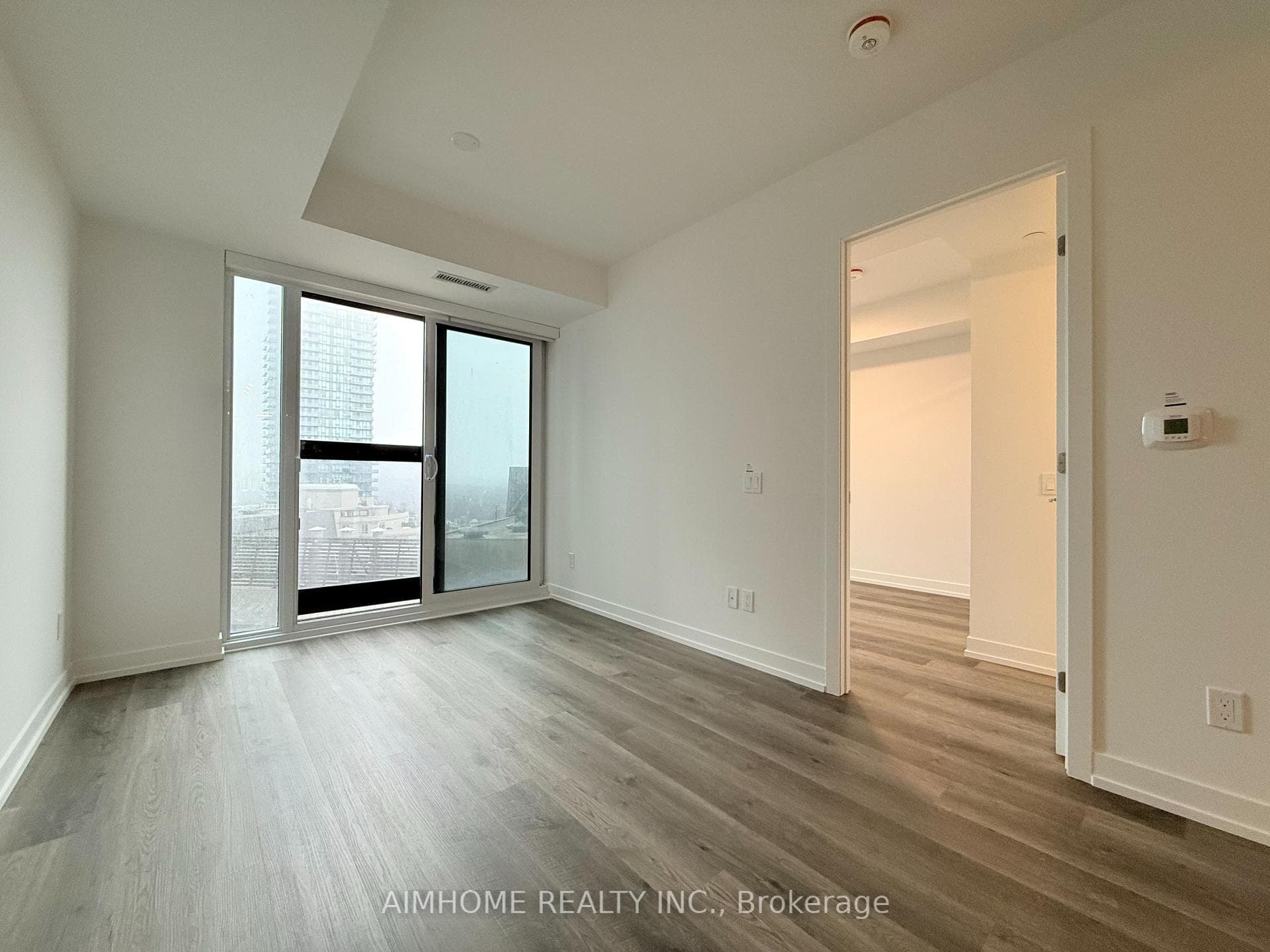 771 Yonge Street Unit 1606 photo 13