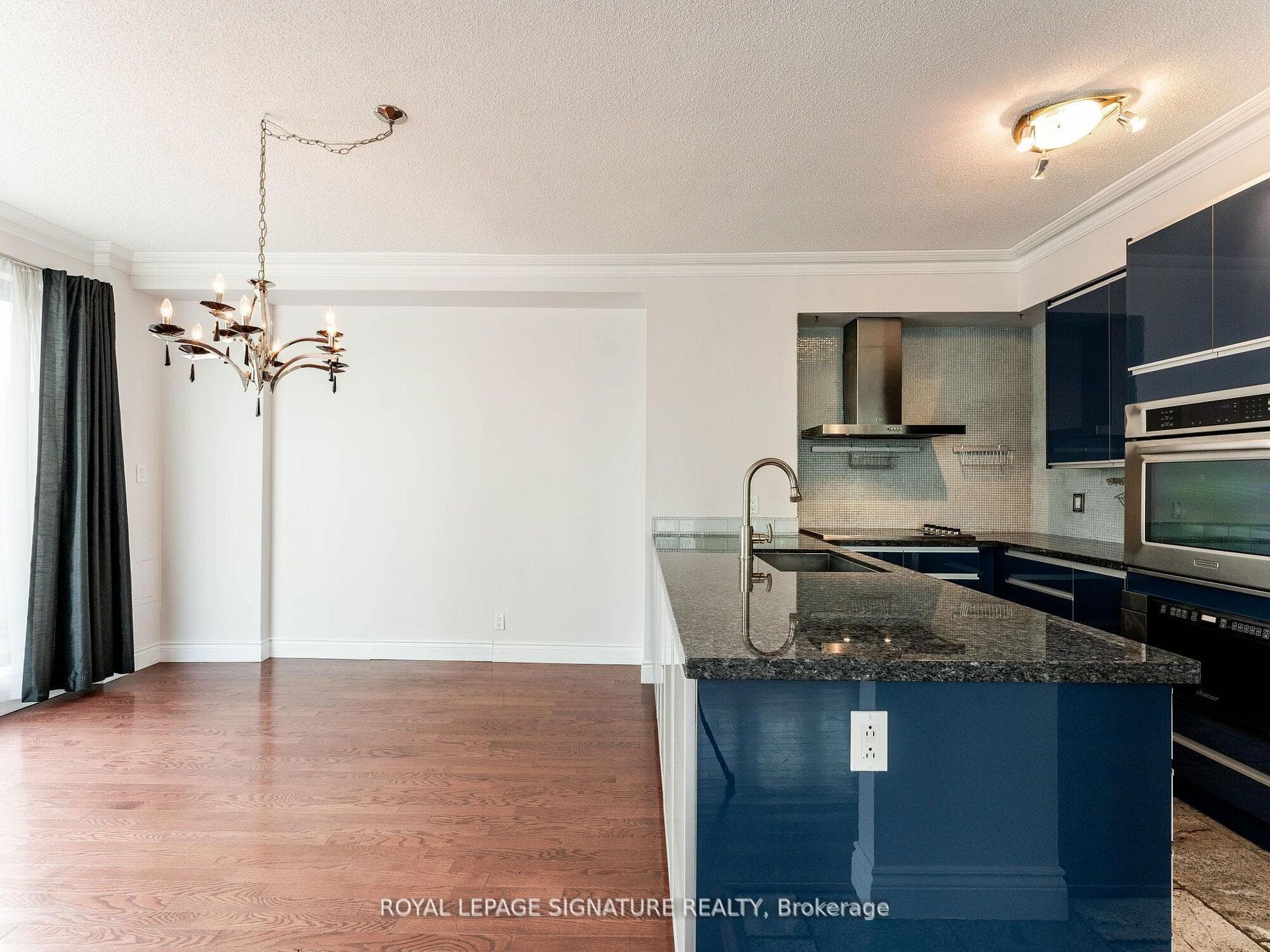 10 Queens Quay Unit PH01 photo 12