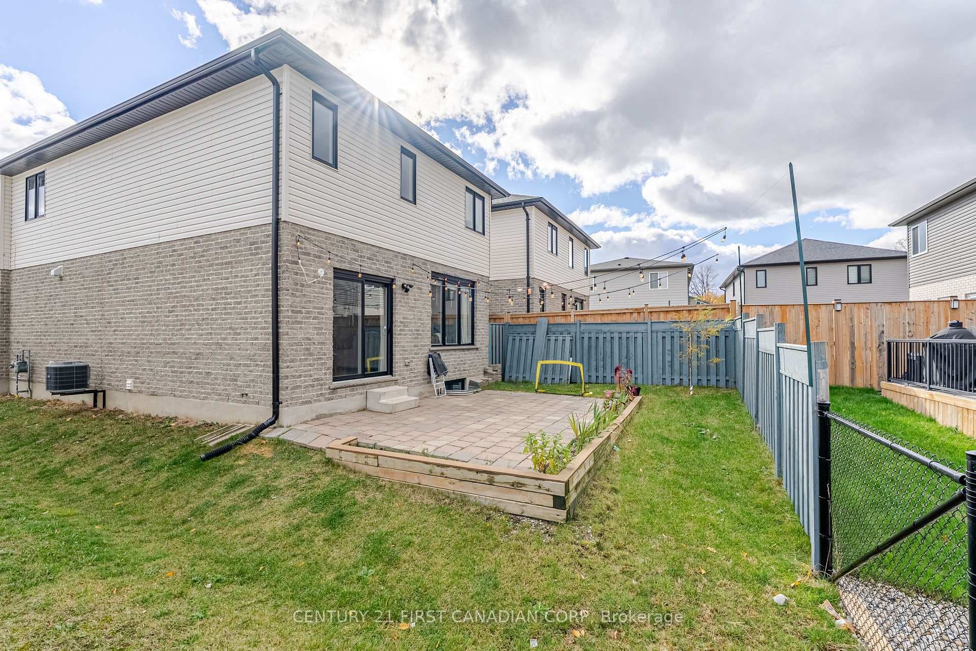 1277 SANDBAR Street photo 43