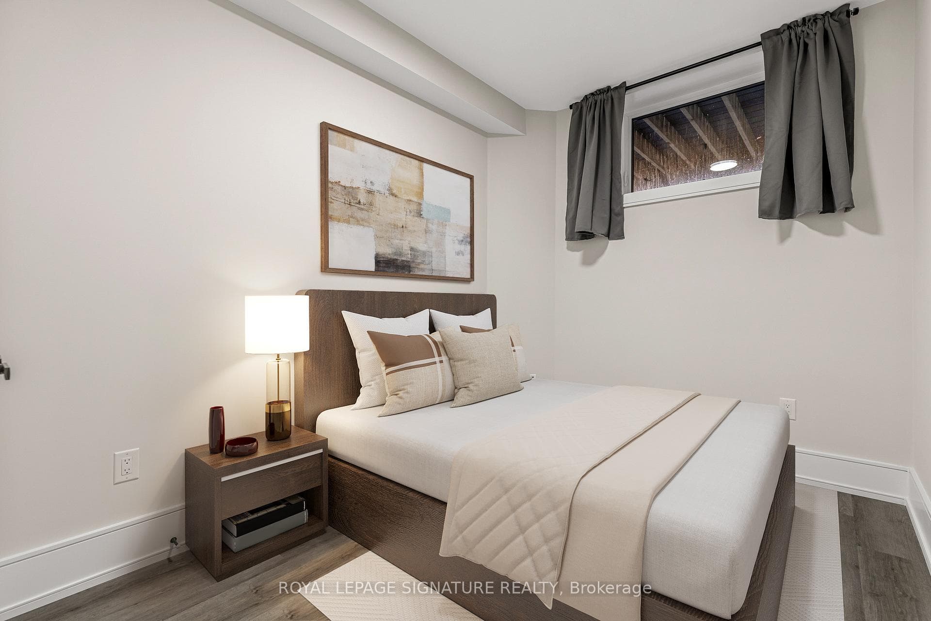149B Pitt Avenue photo 10