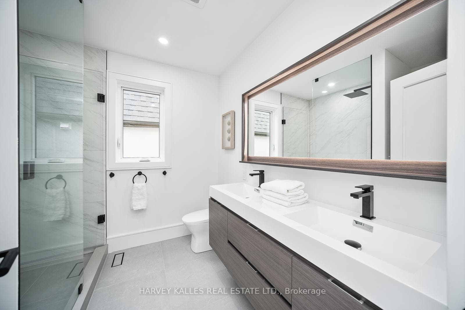 67 Lesmount Avenue photo 27