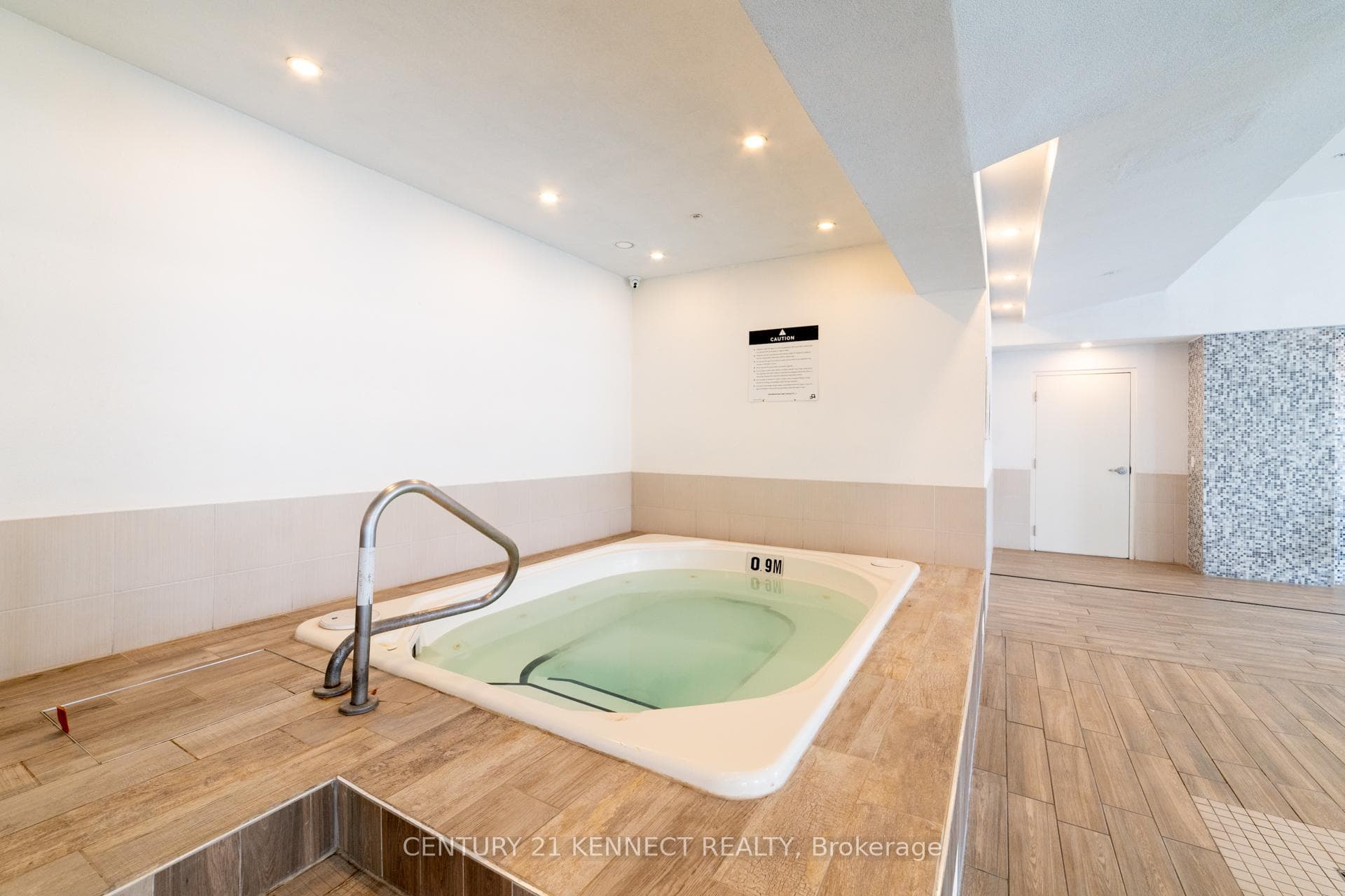 16 Harrison Garden Boulevard Unit 1710 photo 28
