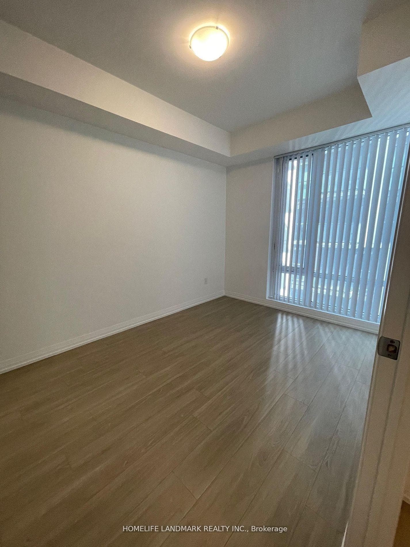 8 Widmer Street Unit 1002 photo 7