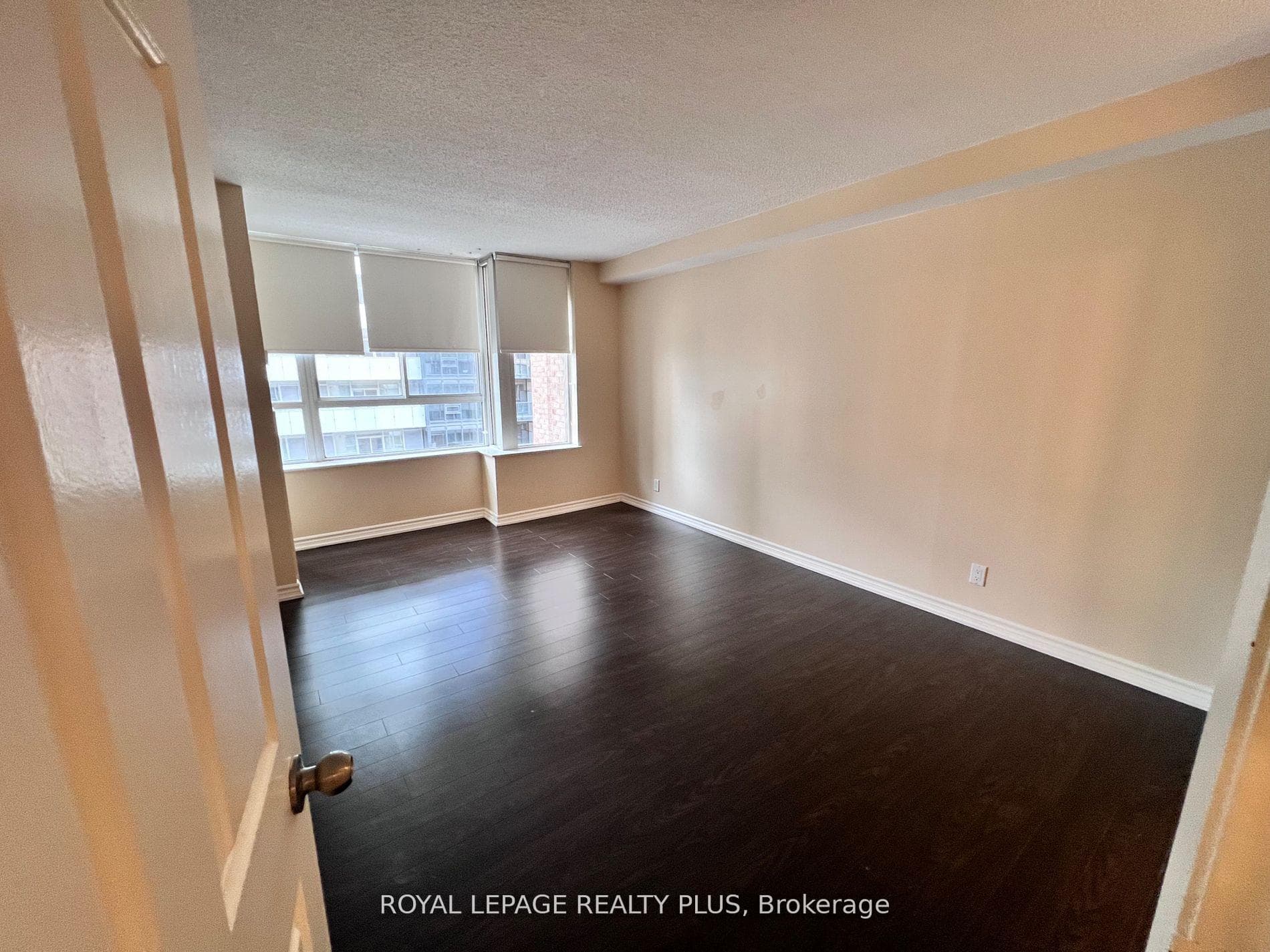 44 Gerrard Street Unit 1601 photo 19