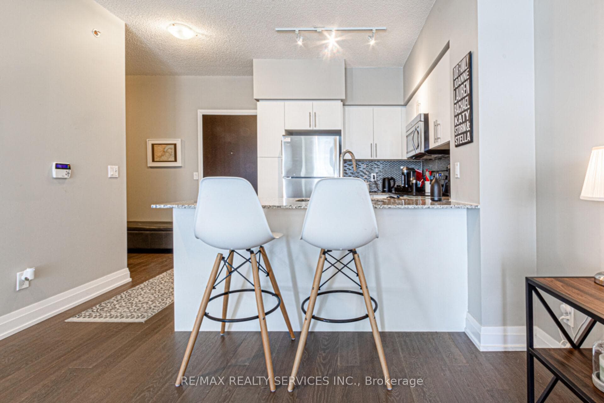 65 Speers Road Unit 1507 photo 15