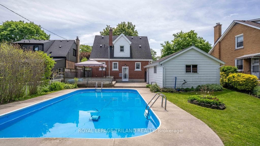 16 Pritchard Place photo 34